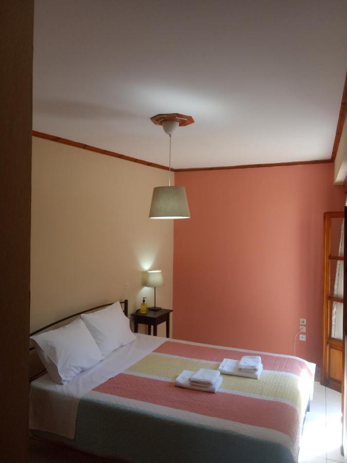 Small Town Apartment Konitsa Luaran gambar
