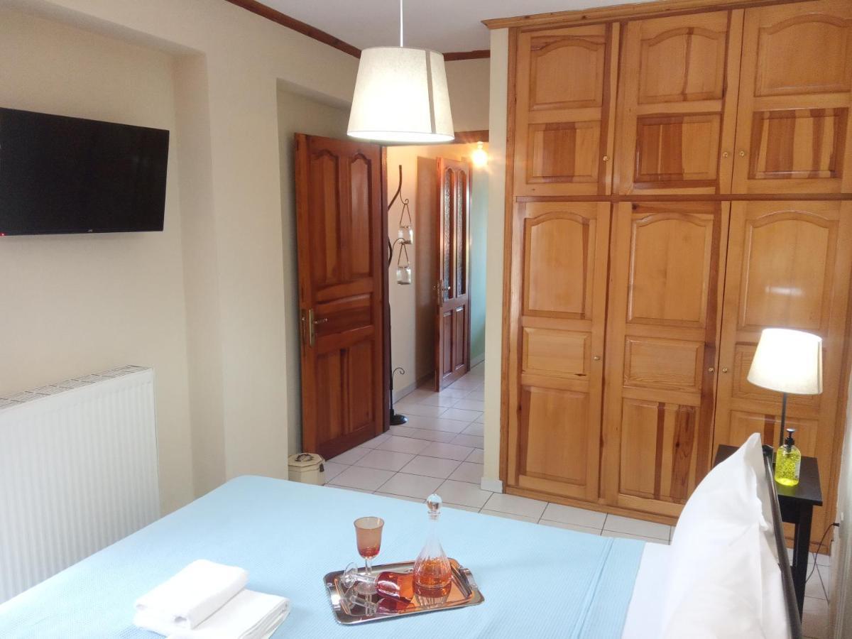 Small Town Apartment Konitsa Luaran gambar