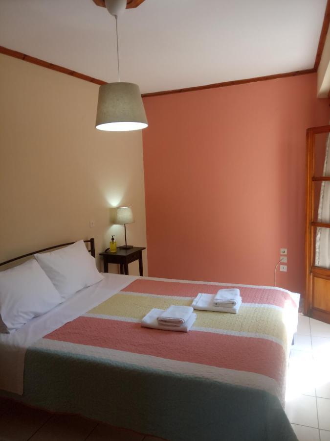 Small Town Apartment Konitsa Luaran gambar